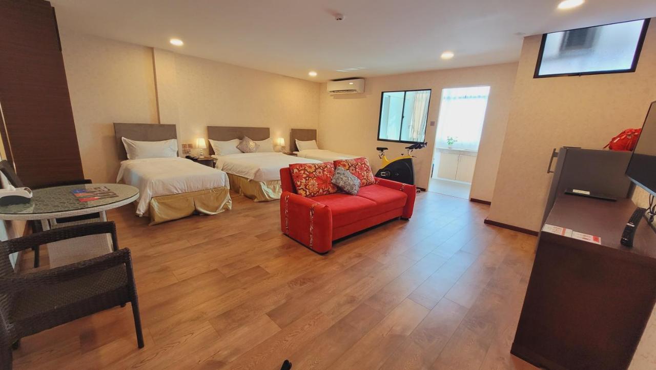 Coconut Bay Lodge - Beribi バンダル スリ ブガワン エクステリア 写真